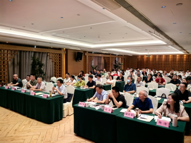 089ebce657726ccd4ee41a874d5cb594.jpg